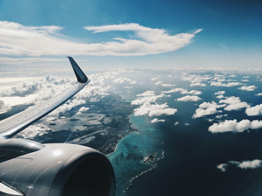 Proven Strategies Travelers Use to Book the Cheapest Flights Worldwide